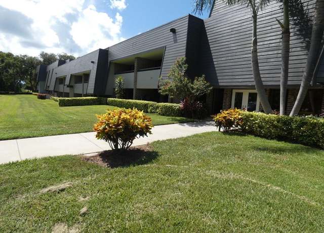 Property at 36750 US Highway 19 N Unit 20-305, Palm Harbor, FL 34684, 3 beds, 2 baths