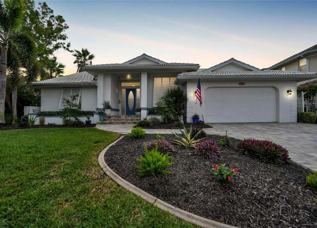 Property at 5028 San Massimo Dr, Punta Gorda, FL 33950, 3 beds, 2 baths