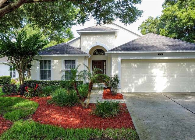 Property at 3718 Westerham Dr, Clermont, FL 34711, 2 beds, 2 baths