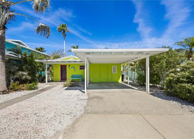 Property at 318 182nd Ave E, Redington Shores, FL 33708, 2 beds, 1 bath