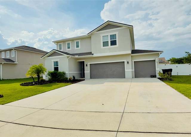 Property at 2508 W End Dr, St Cloud, FL 34772, 5 beds, 3 baths
