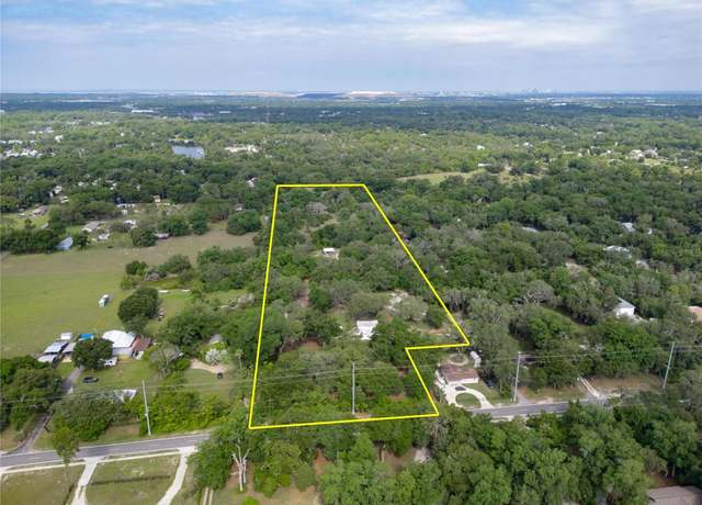 Property at 7813 Valrie Ln, Riverview, FL 33569, 3 beds, 2 baths