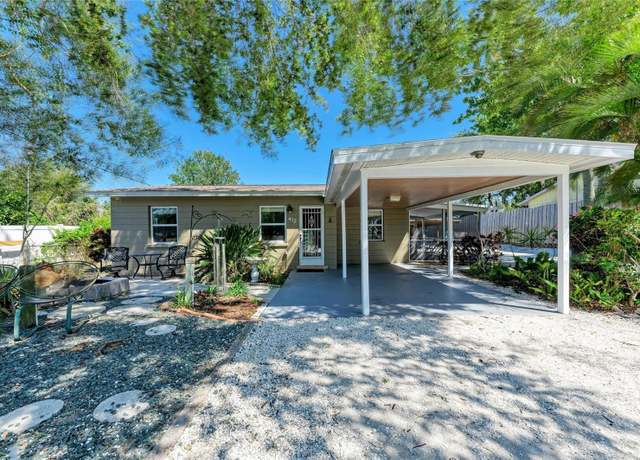 Property at 412 River Blvd S, Nokomis, FL 34275, 2 beds, 1 bath