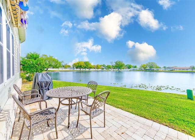 Property at 12501 Ulmerton Rd #14, Largo, FL 33774, 3 beds, 3 baths