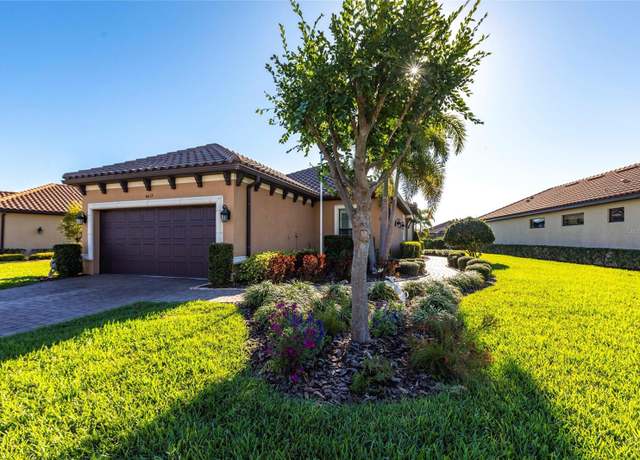 Property at 4617 Alexandria Ct, Palmetto, FL 34221, 2 beds, 2 baths