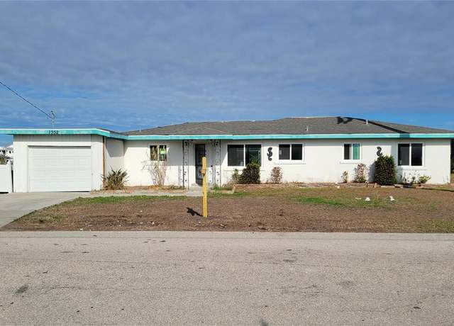 Property at 1952 Mississippi Ave, Englewood, FL 34224, 2 beds, 1.5 baths