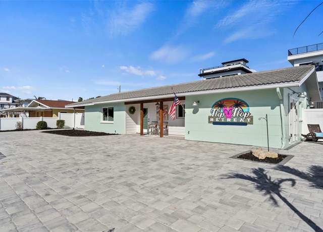Property at 1185 Shore View Dr, Englewood, FL 34223, 3 beds, 3.5 baths