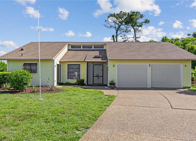Property at 1315 Pine Needle Rd, Venice, FL 34285, 3 beds, 2 baths