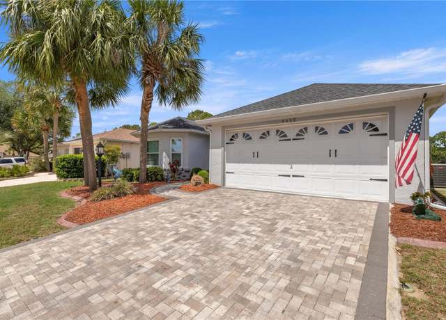 Property at 9452 SW 93rd Loop, Ocala, FL 34481, 2 beds, 2 baths