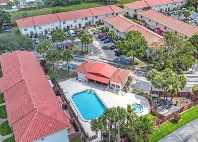 Property at 1736 Hidden Creek Blvd #110, Orlando, FL 32807, 2 beds, 2.5 baths