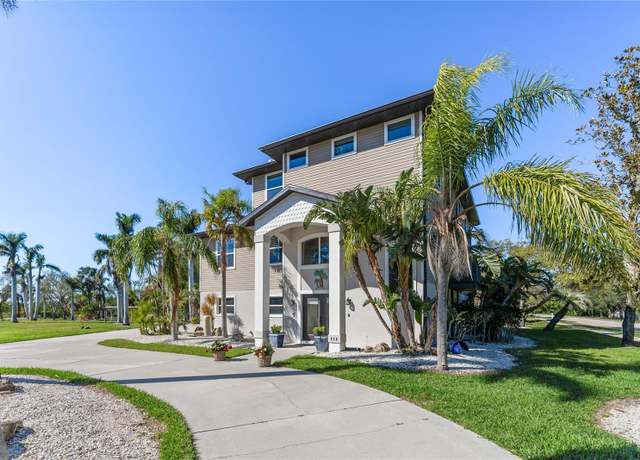 Property at 310 79th St NW, Bradenton, FL 34209, 4 beds, 3.5 baths