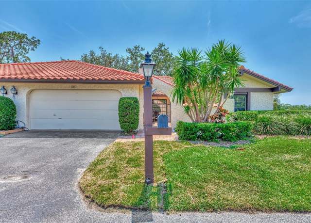 Property at 5651 Golf Pointe Dr #5651, Sarasota, FL 34243, 2 beds, 2 baths