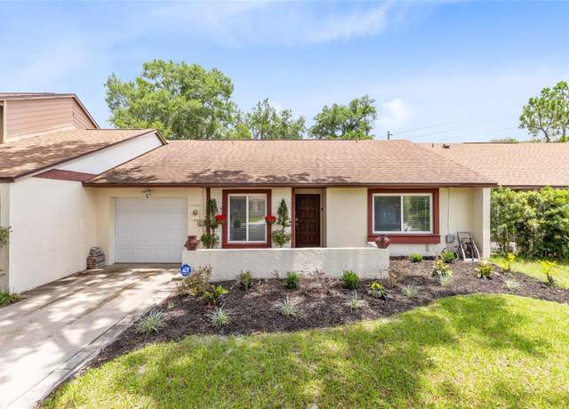 Property at 102 Sand Pine Cir, Sanford, FL 32773, 2 beds, 2 baths