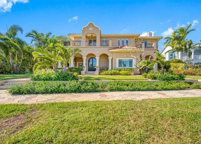 Property at 1925 Beach Dr SE, St Petersburg, FL 33705, 5 beds, 5 baths