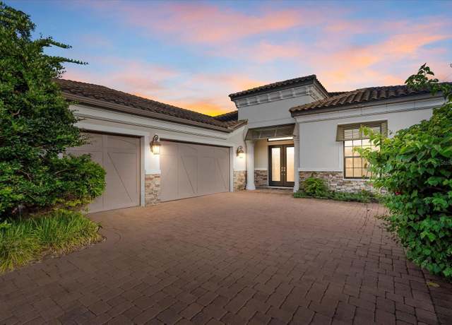 Property at 5341 Greenbrook Dr, Sarasota, FL 34238, 3 beds, 3.5 baths