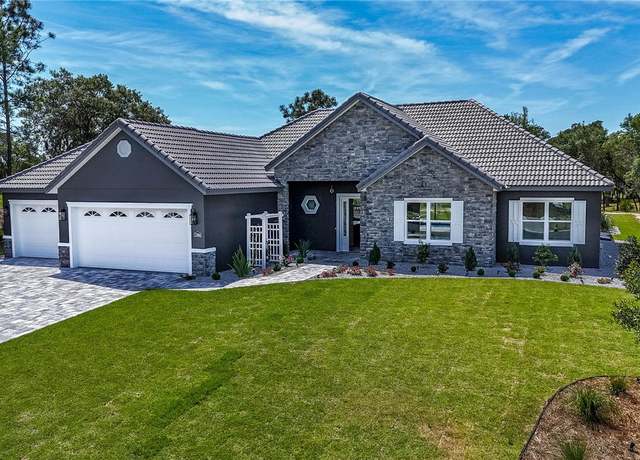 Property at 17694 SW 61st Lane Rd, Dunnellon, FL 34432, 3 beds, 2.5 baths