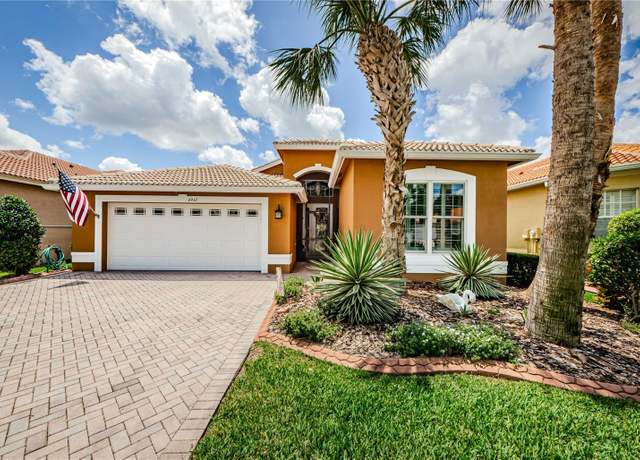 Property at 4947 Sandy Brook Cir, Wimauma, FL 33598, 2 beds, 2 baths