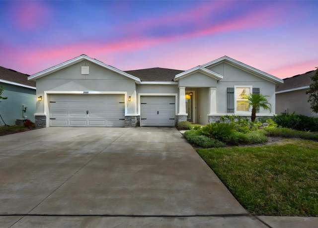 Property at 17032 Harvest Moon Way, Bradenton, FL 34211, 4 beds, 3.5 baths