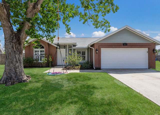 Property at 613 E 49th St E, Bradenton, FL 34208, 3 beds, 2 baths