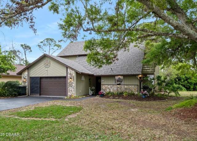 Property at 100 Longspur Ct, Daytona Beach, FL 32119, 4 beds, 2.5 baths