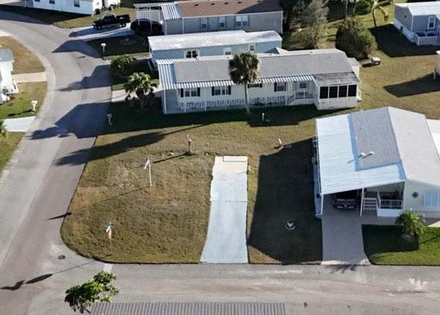 Property at 6704 Neighborly Ct, North Port, FL 34287