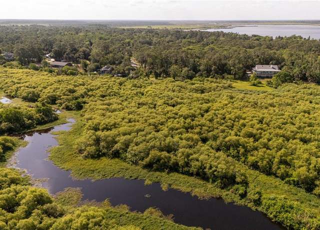 Property at 1390 Sioux Trl, Enterprise, FL 32725