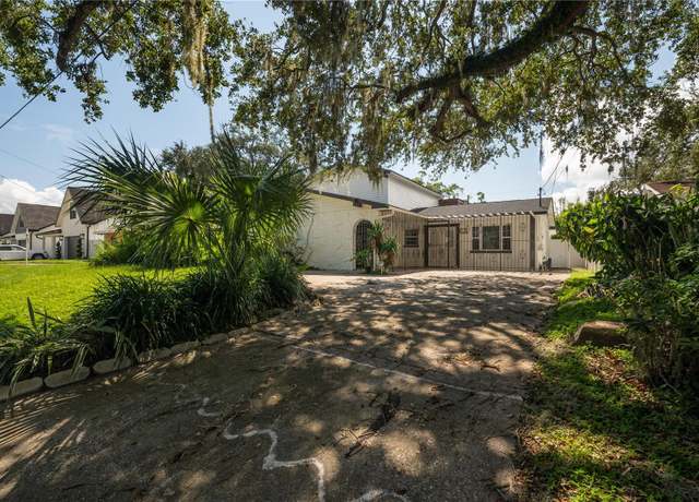 Property at 3212 W Arch St, Tampa, FL 33607, 4 beds, 3 baths