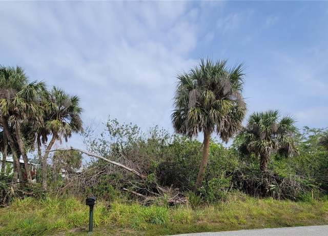 Property at 18562 Ashcroft Cir, Port Charlotte, FL 33948