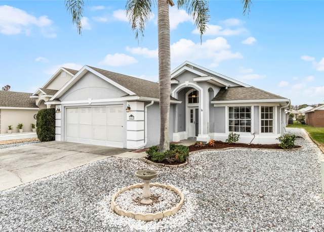 Property at 843 Challenger Ave, Davenport, FL 33897, 2 beds, 2 baths