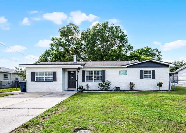 Property at 612 Ralph St, Auburndale, FL 33823, 3 beds, 1 bath