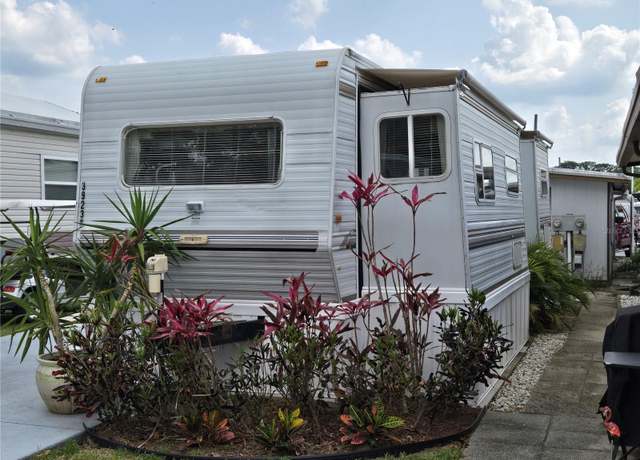Property at 39236 Recess Dr, Zephyrhills, FL 33542, 1 bed, 1 bath