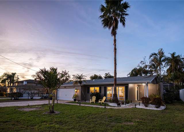 Property at 3981 Mckay Creek Dr, Largo, FL 33770, 3 beds, 2 baths