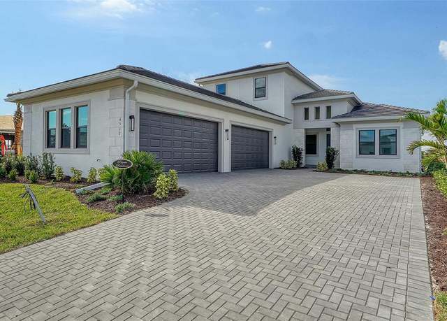 Property at 4517 Mondrian Ct, Sarasota, FL 34240, 4 beds, 4.5 baths