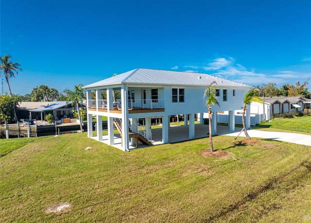 Property at 4199 Hollis Ave, Port Charlotte, FL 33953, 3 beds, 2 baths