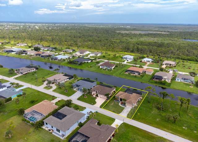 Property at 1133 Rotonda Cir, Rotonda West, FL 33947, 3 beds, 3 baths