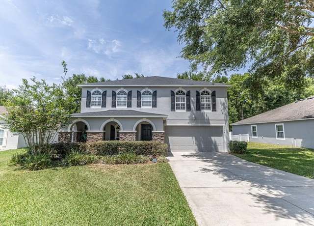 Property at 1704 Hoofprint Ct, Fruitland Park, FL 34731, 4 beds, 3.5 baths