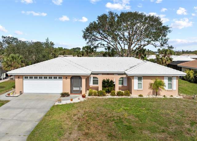 Property at 107 Corot Dr, Nokomis, FL 34275, 3 beds, 2.5 baths