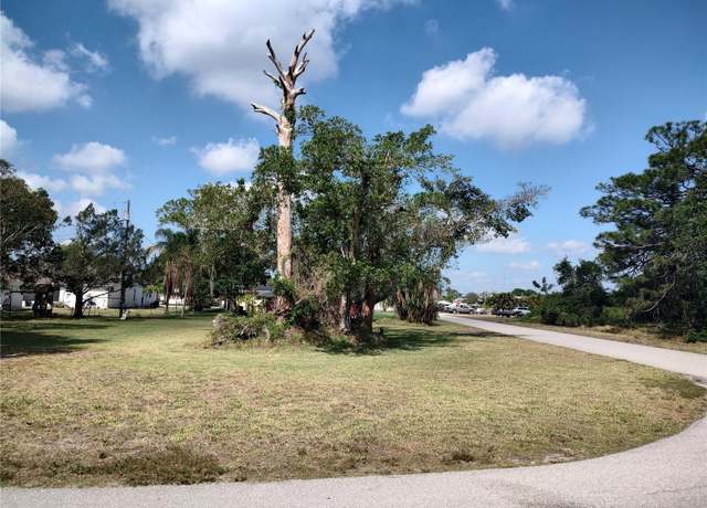 Property at 348 Serenade Dr, Lake Placid, FL 33852