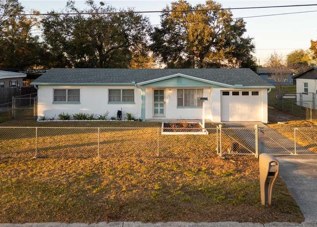 Property at 1806 E Alabama St, Plant City, FL 33563, 3 beds, 1 bath