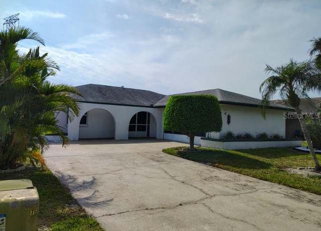 Property at 10430 42nd St N, Clearwater, FL 33762, 2 beds, 2 baths