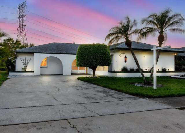 Property at 10430 42nd St N, Clearwater, FL 33762, 2 beds, 2 baths