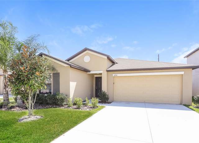 Property at 10204 Carloway Hills Dr, Wimauma, FL 33598, 4 beds, 2 baths