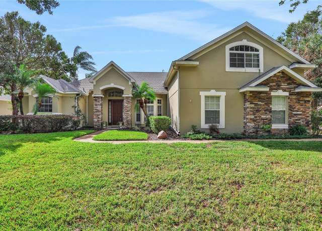 Property at 109 Costa Loop, Auburndale, FL 33823, 5 beds, 4 baths