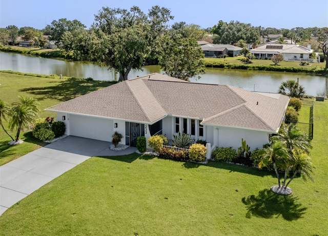 Property at 1232 Pine Needle Rd, Venice, FL 34285, 3 beds, 2 baths