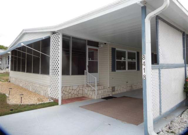 Property at 8418 Central Ave, Brooksville, FL 34613, 3 beds, 2 baths