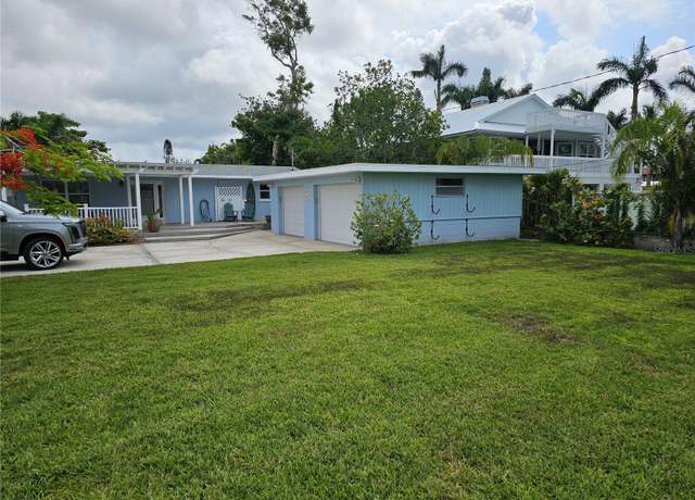 Property at 1654 Blakemore Ln, Sarasota, FL 34231, 2 beds, 2 baths