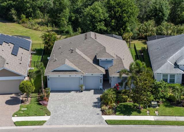 Property at 11713 Goldenrod Ave, Bradenton, FL 34212, 3 beds, 2.5 baths