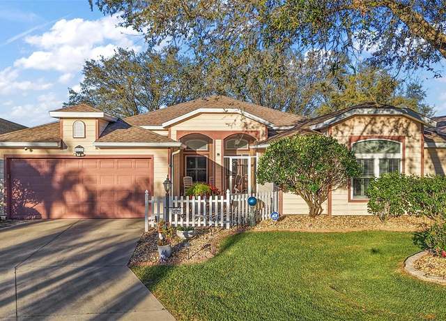 Property at 4822 Sawgrass Lake Cir, Leesburg, FL 34748, 3 beds, 3 baths