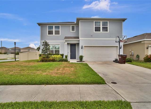 Property at 2203 Bluebird Pl, St Cloud, FL 34771, 4 beds, 2.5 baths
