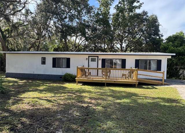Property at 18487 SE 18th Street Rd, Silver Springs, FL 34488, 3 beds, 1.5 baths